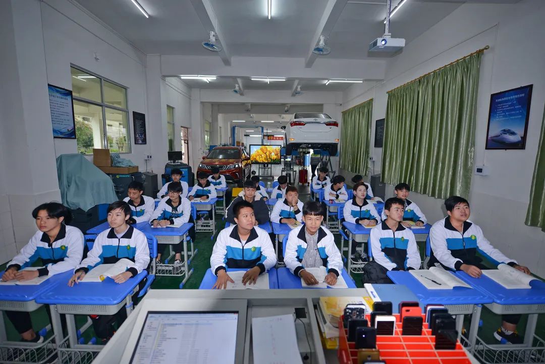 梅州城西职业技术学校2023年招生简章