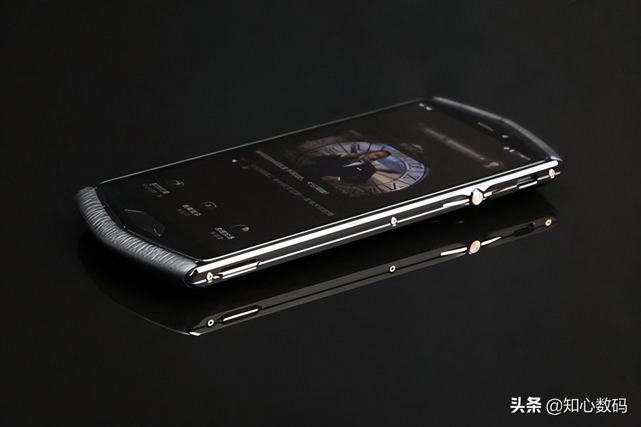 从4999元降到3699元,从3999元降到2799元