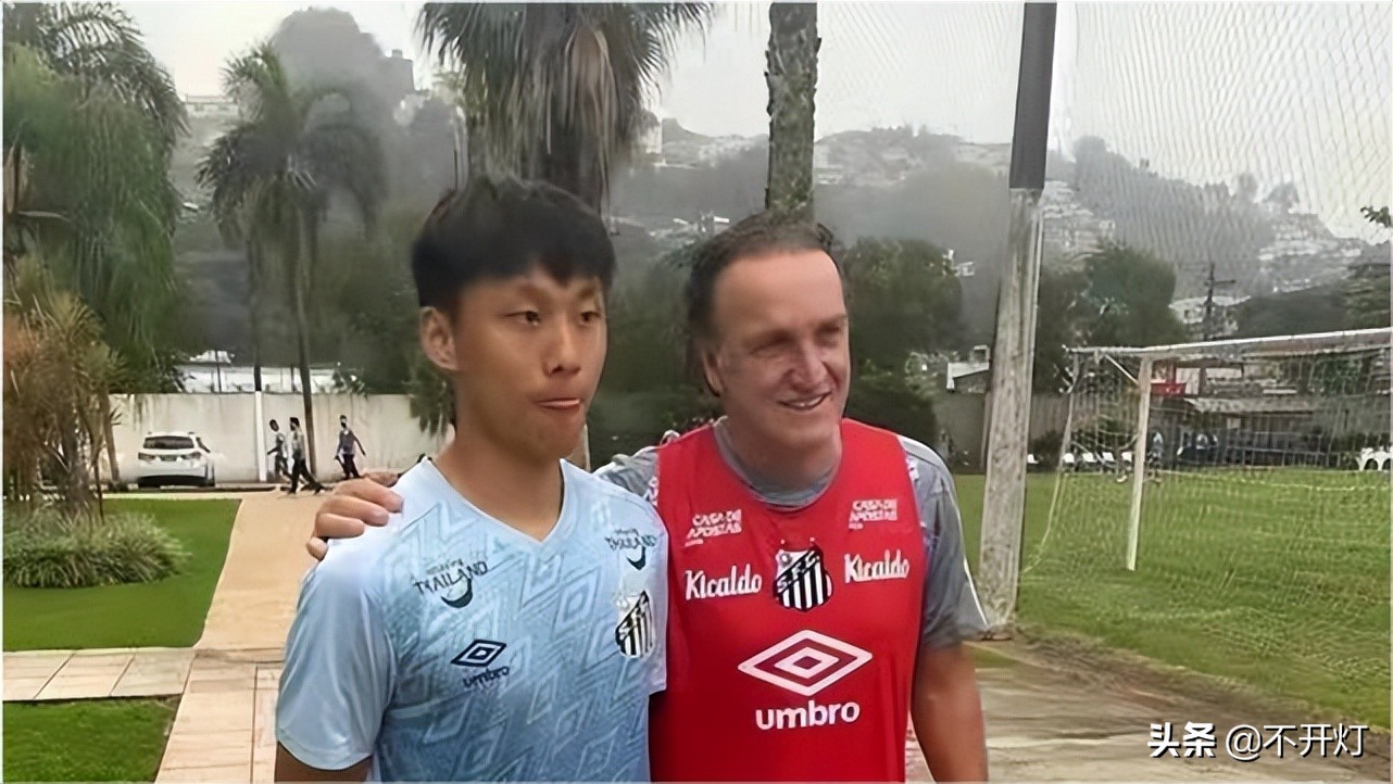 高拉特与桑托斯完成解约,曝桑托斯解约高拉特