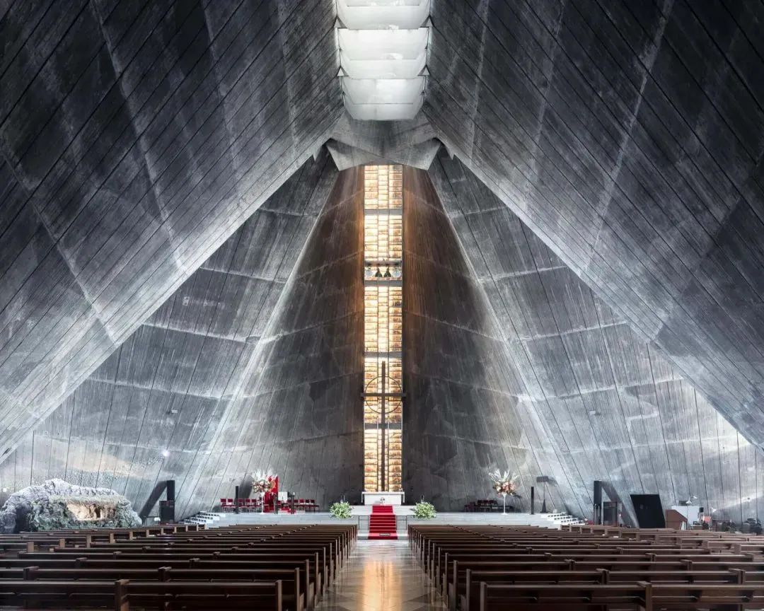 日本十字架教堂,日本教堂