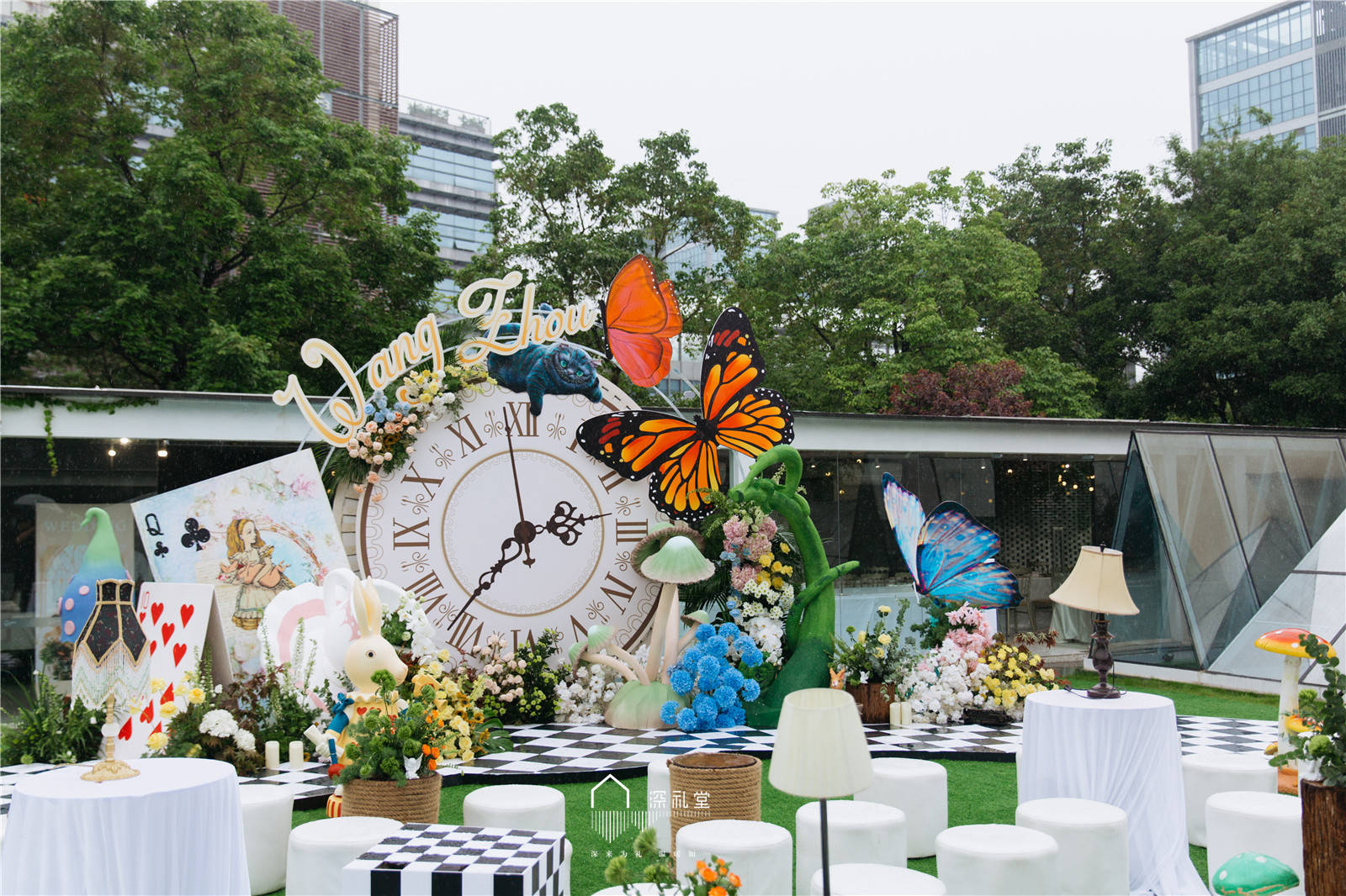 儿女结婚双方父母怎么谈彩礼,双方父母见面谈结婚需要谈什么