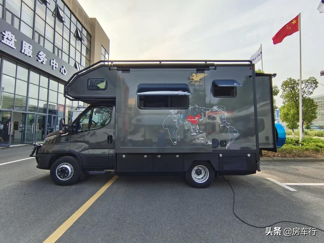 最新款进口顶级依维柯b型房车,依维柯房车推荐10万到20万之间7座