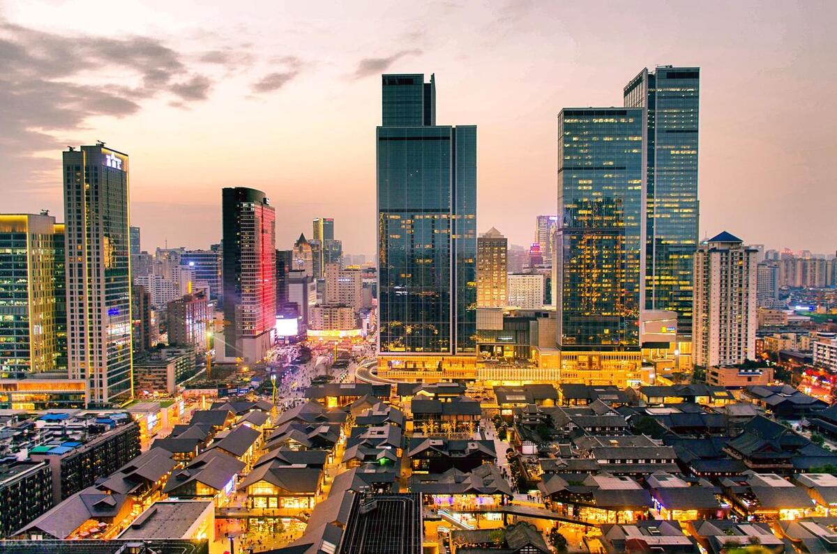 成都的特色美食推荐有哪些,成都美食攻略十大必吃排行榜