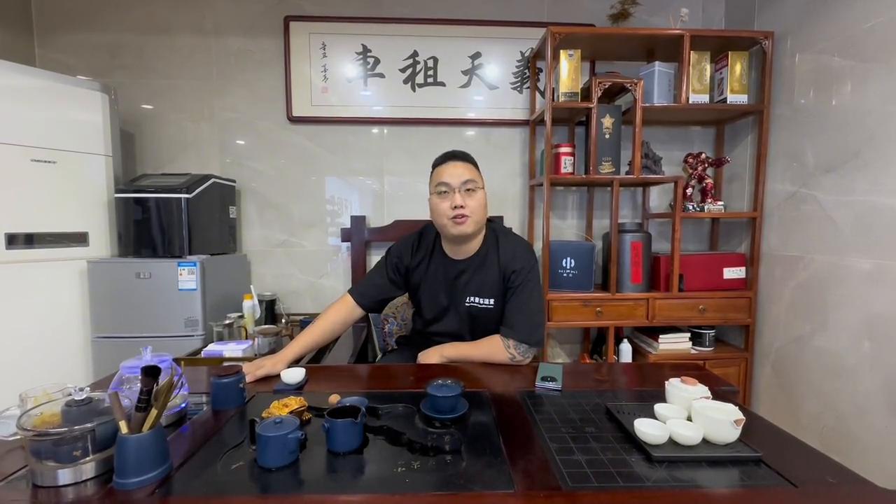 如何避免被汽车租赁公司套路,揭秘租车骗局套路视频