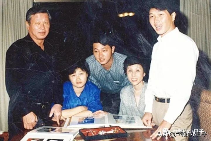 小三复仇勾搭总统女婿，除剧情，女主财阀级别的穿搭也值得一看