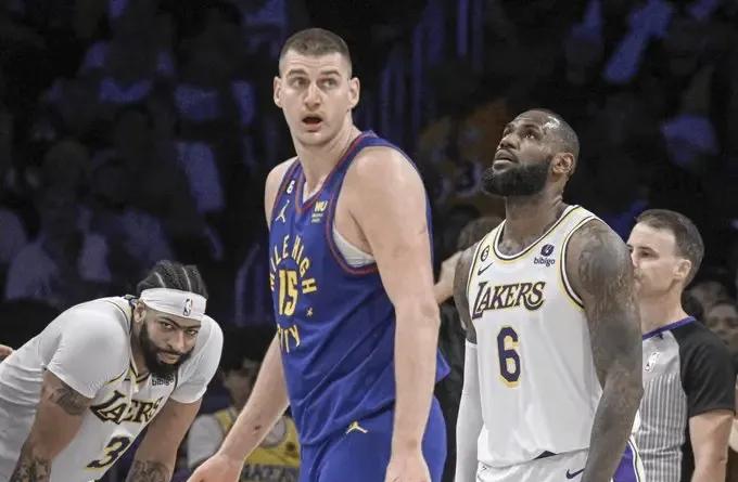 肖华湖人总决赛视频,肖华助力湖人队