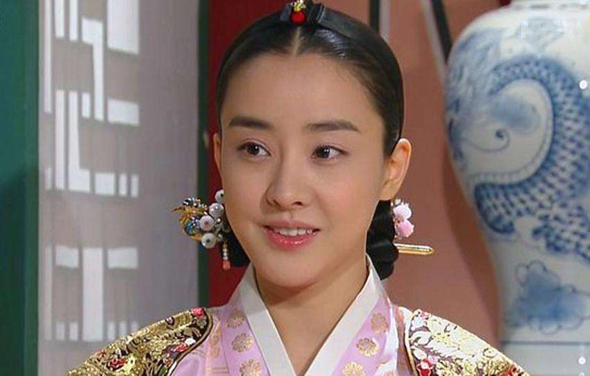 从贱女到王妃，朝鲜奇女子金介屎为何被称为妖妃？