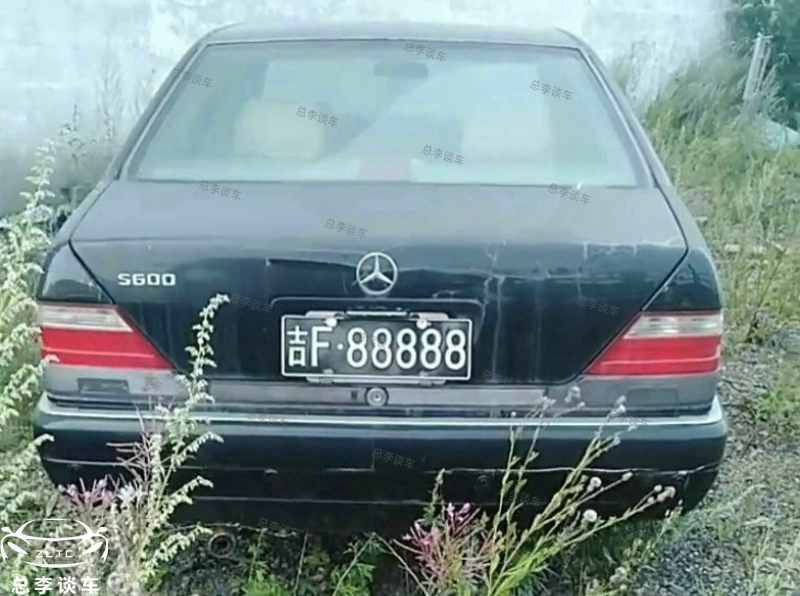 6辆废弃经典名车,黑白车牌经典老车