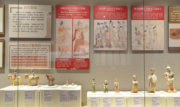 唐代壁画讲解,唐代壁画展不靠人工讲解