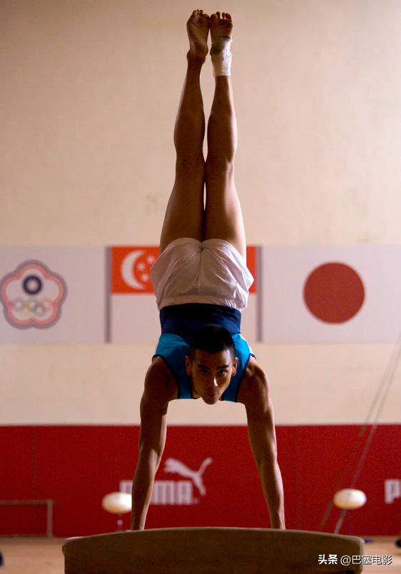 有一种性感，是男明星们的翘臀，恰到好处的刚刚好