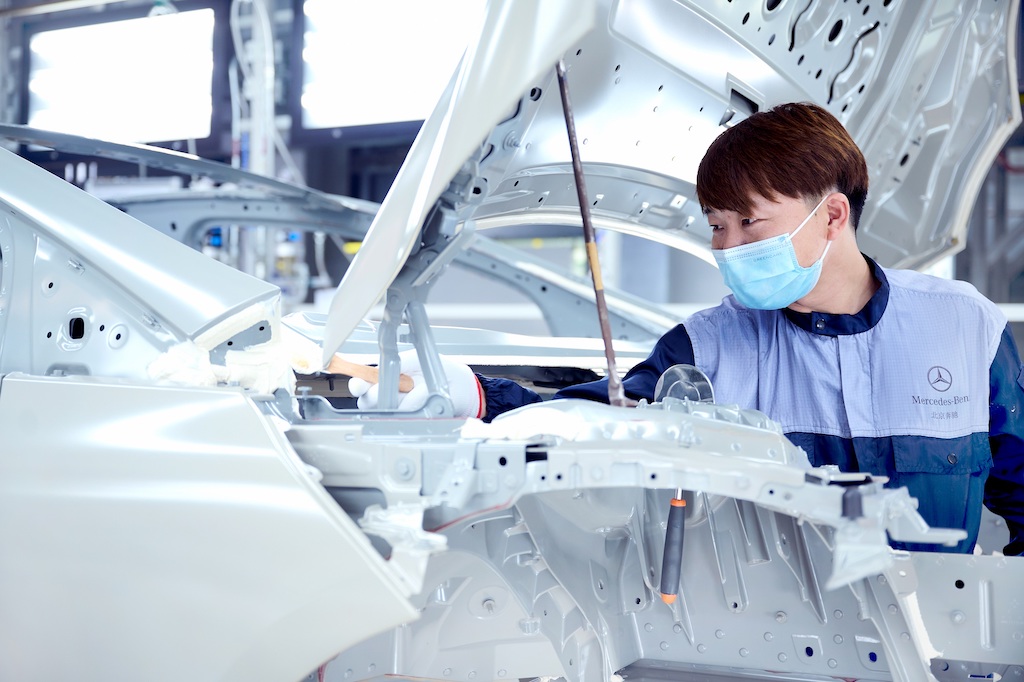 北京奔驰汽车新能源,北京奔驰eqe工厂