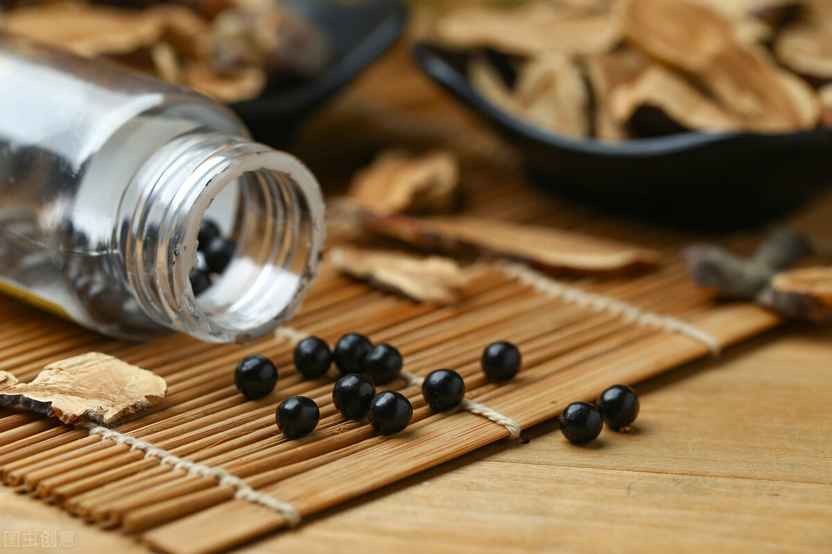 经常上火口舌生疮，多半是7个原因导致！中医教你对症选择中成药