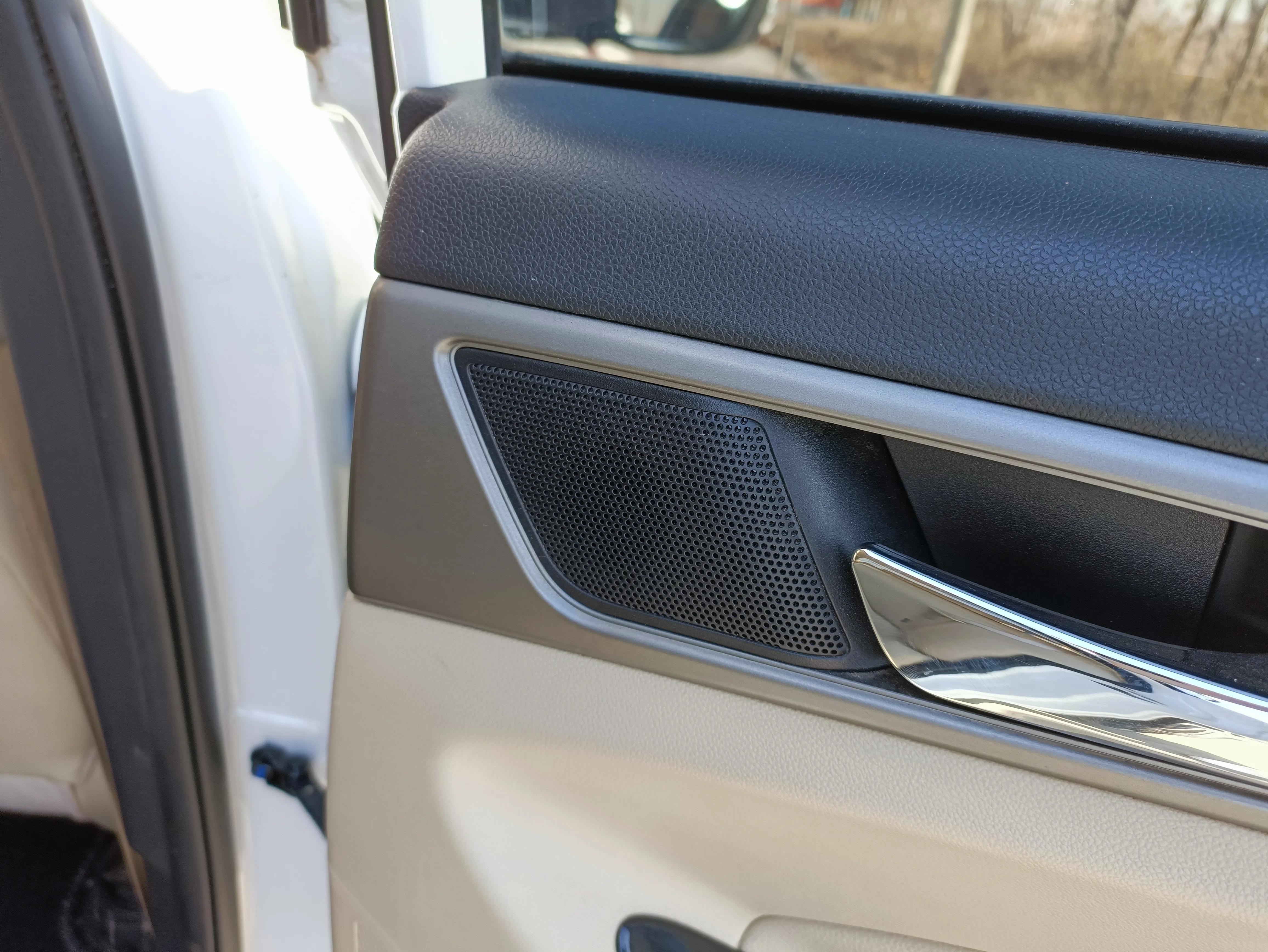 19款长安逸动dt音响喇叭,逸动xt音响喇叭