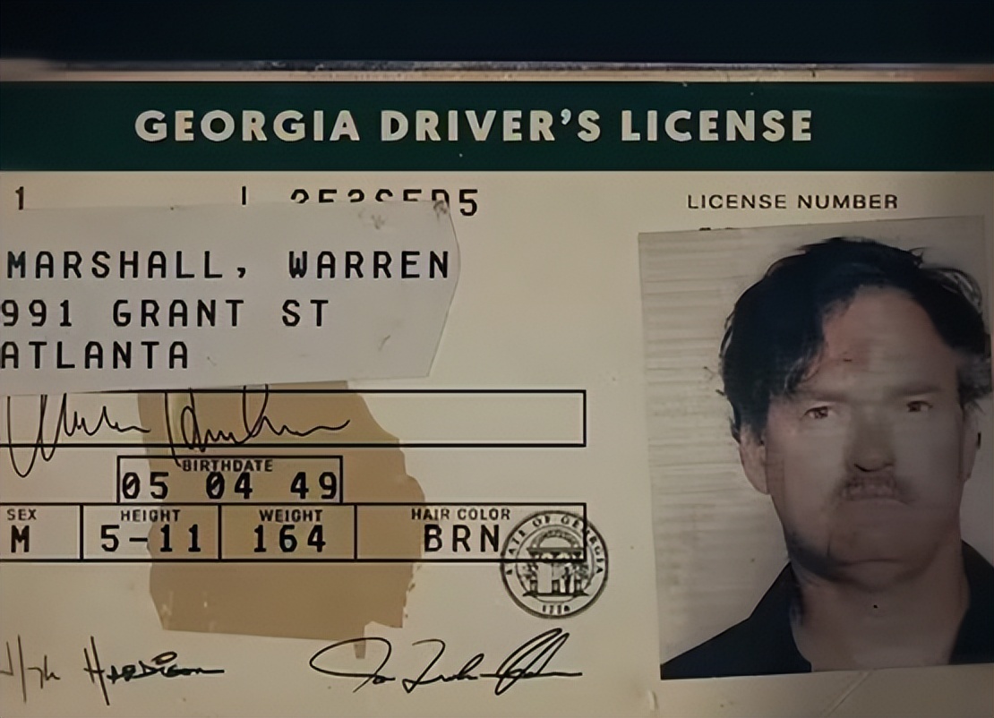 轰动全美！6岁女孩被后爸绑走性侵，被逼结婚沦为脱衣舞娘惨死