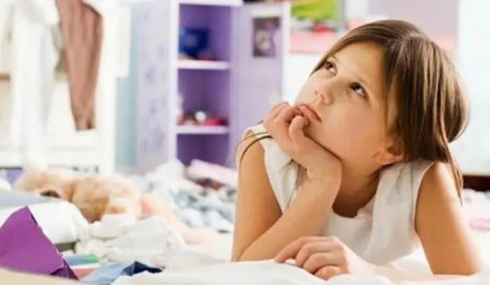 脑子反应迟钝语言反应不过来,反应迟钝有先天性吗