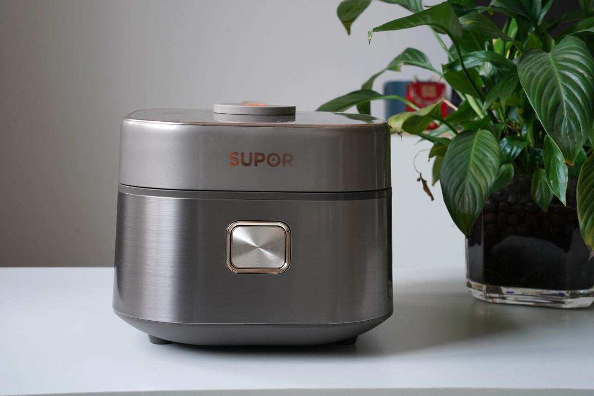 千元高端电饭煲到底好在哪？干饭人实测苏泊尔远红外电饭煲正解了