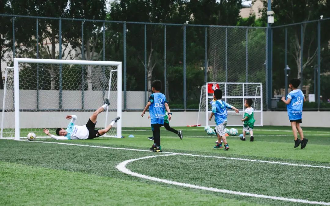 暑期欧洲游夏令营,夏令营旅游海边