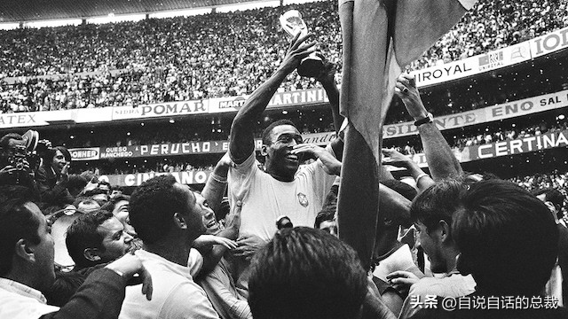 桑巴荣耀足球,桑巴舞者球王贝利