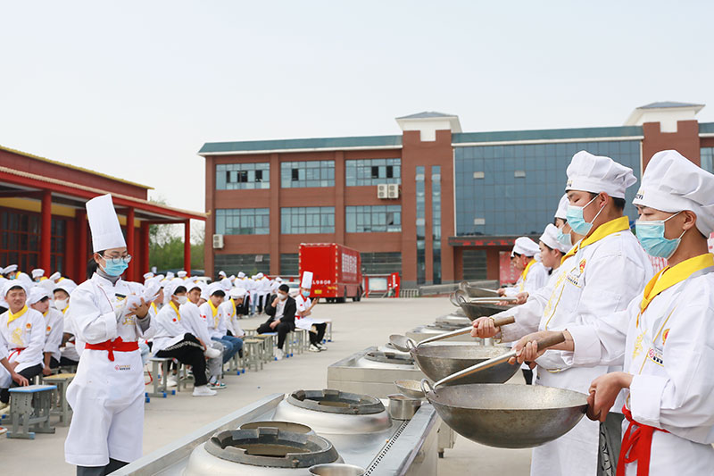 初中毕业生怎么选择职业技术学校,郑州初中毕业上什么职业学校好