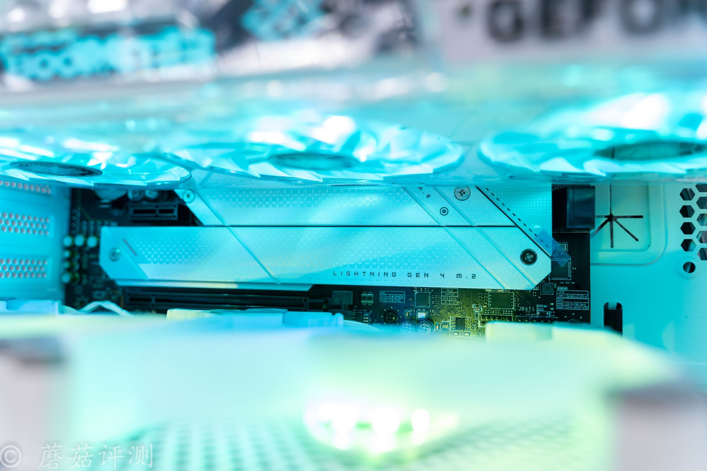 乔思伯光影240一体式水冷安装教程,乔思伯240光影水冷评测