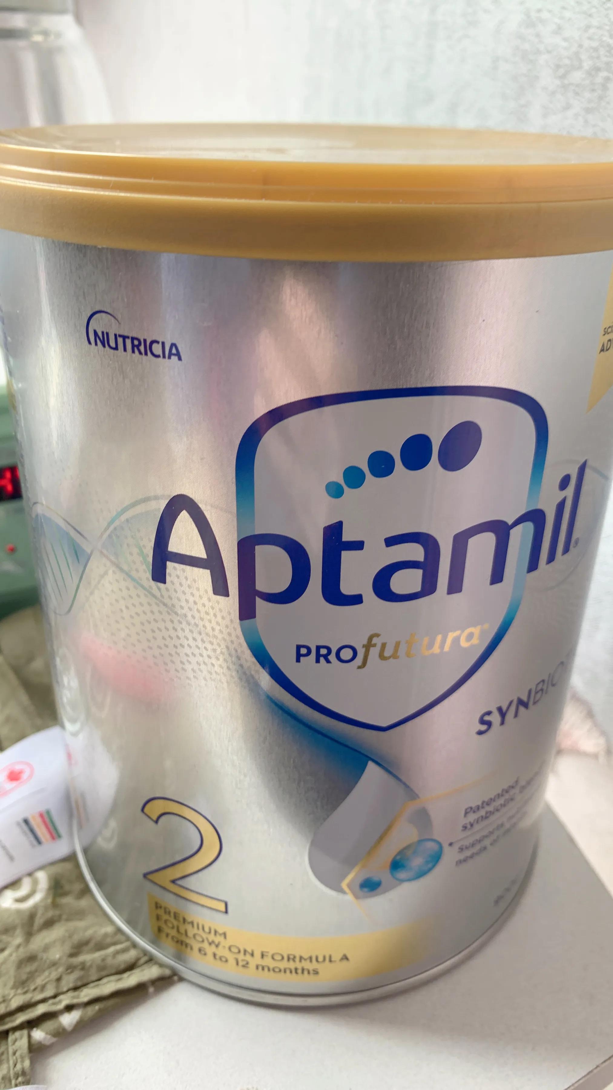 宝宝有7种情况建议更换奶粉,几天内换了4种奶粉