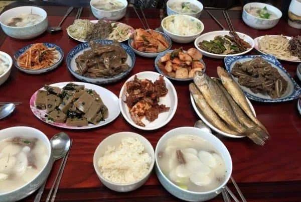 中日韩年夜饭,韩国的年夜饭是什么样子的