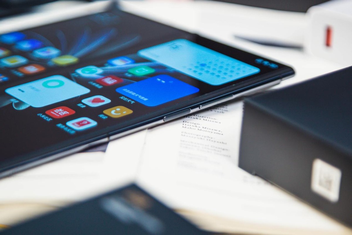 小米折叠屏手机mixfold2深度测评,小米折叠屏手机mixfold2深度使用