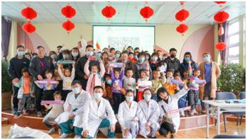 津荟口腔常小燕出席新湖财富“纵览经济形势评鉴海外资配置”讲座