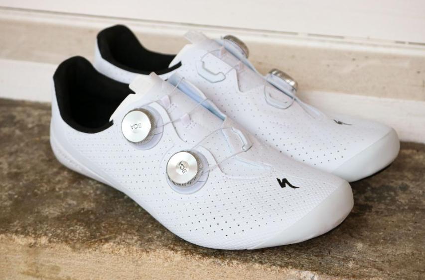 赛场新*器武**多款全新器材装备亮相环法赛场