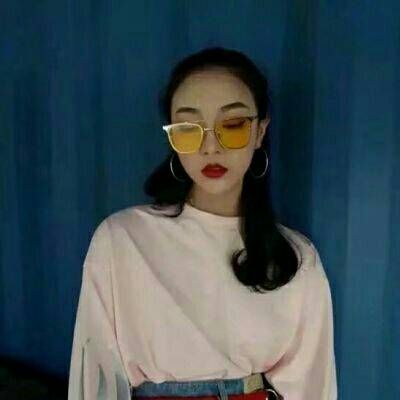 2023年非主流女生头像唯美,未来可期的唯美图片女生头像