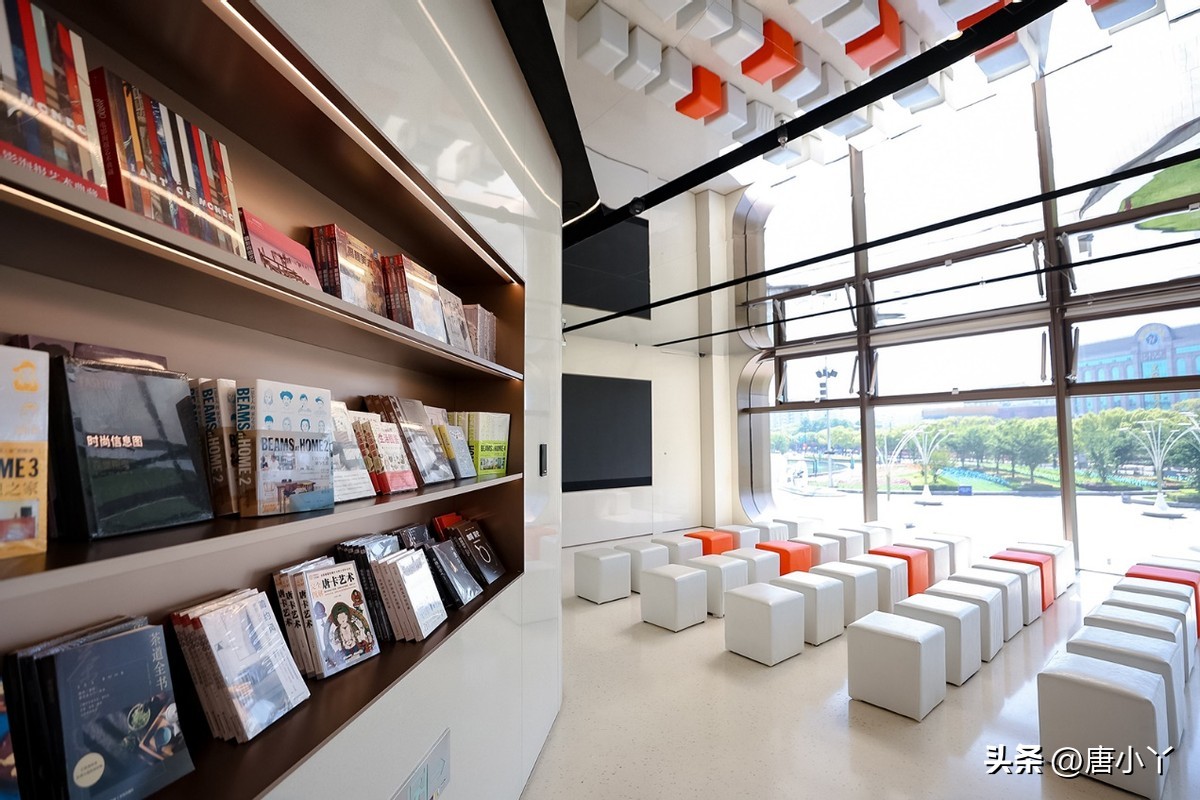 极氪爱琴海购物中心门店,上海爱琴海购物中心何时开张