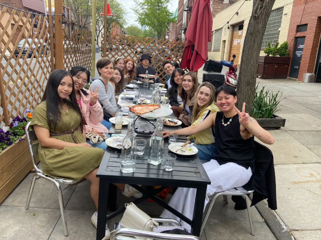 在pratt，班里12人，人人去游戏动画大厂