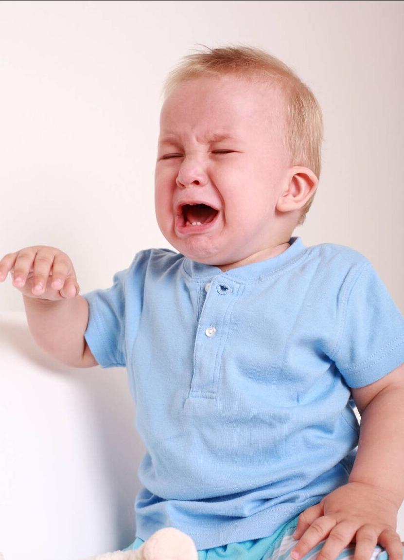 宝宝太黏人分离焦虑怎么办,宝宝老是粘人一放下就哭闹