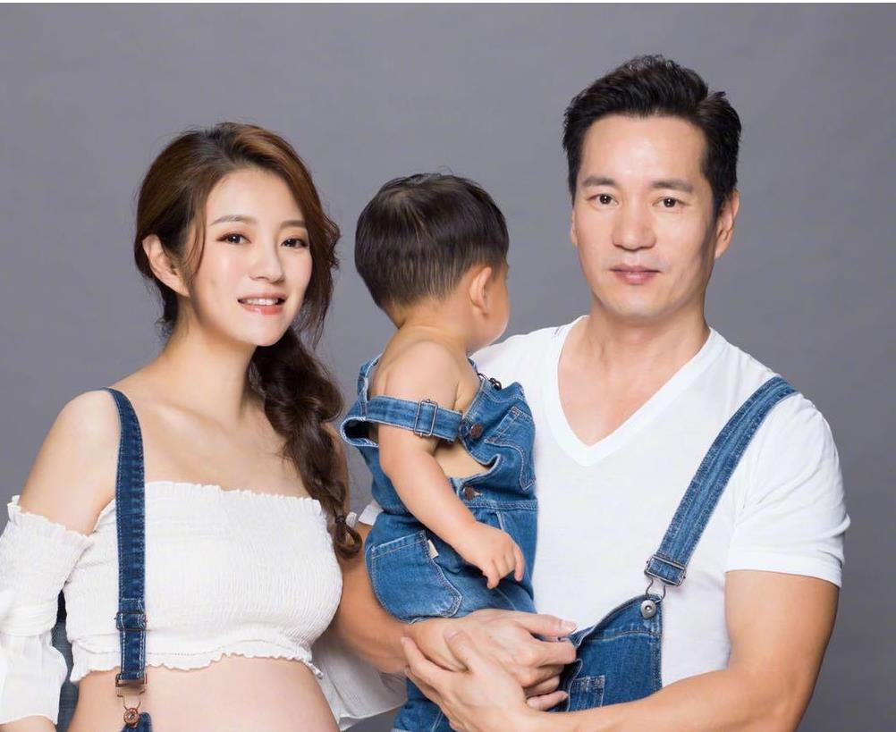 陈荣炼洗米华赌王,澳门小赌王洗米华近况