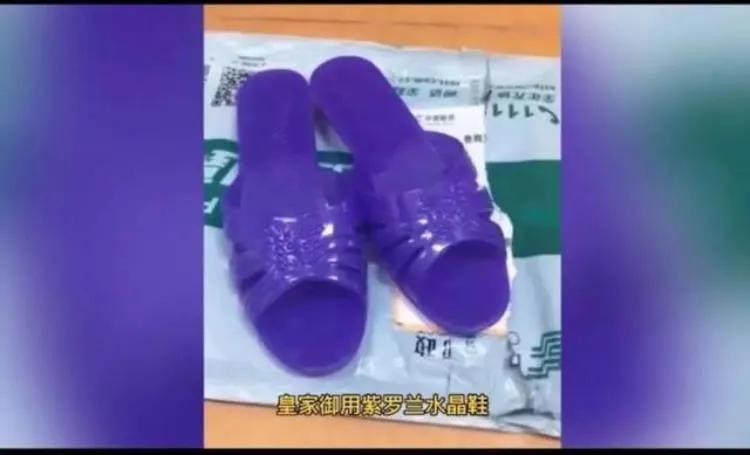 情侣搞笑奇葩礼物送什么,送什么礼物最奇葩