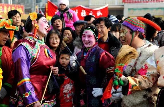 朗诵春节完整版,朗诵春节有关的诗歌