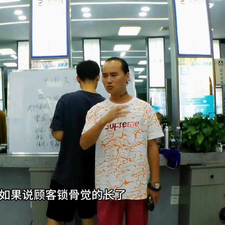 发型师不建议的发型,中国发型师只会3种发型