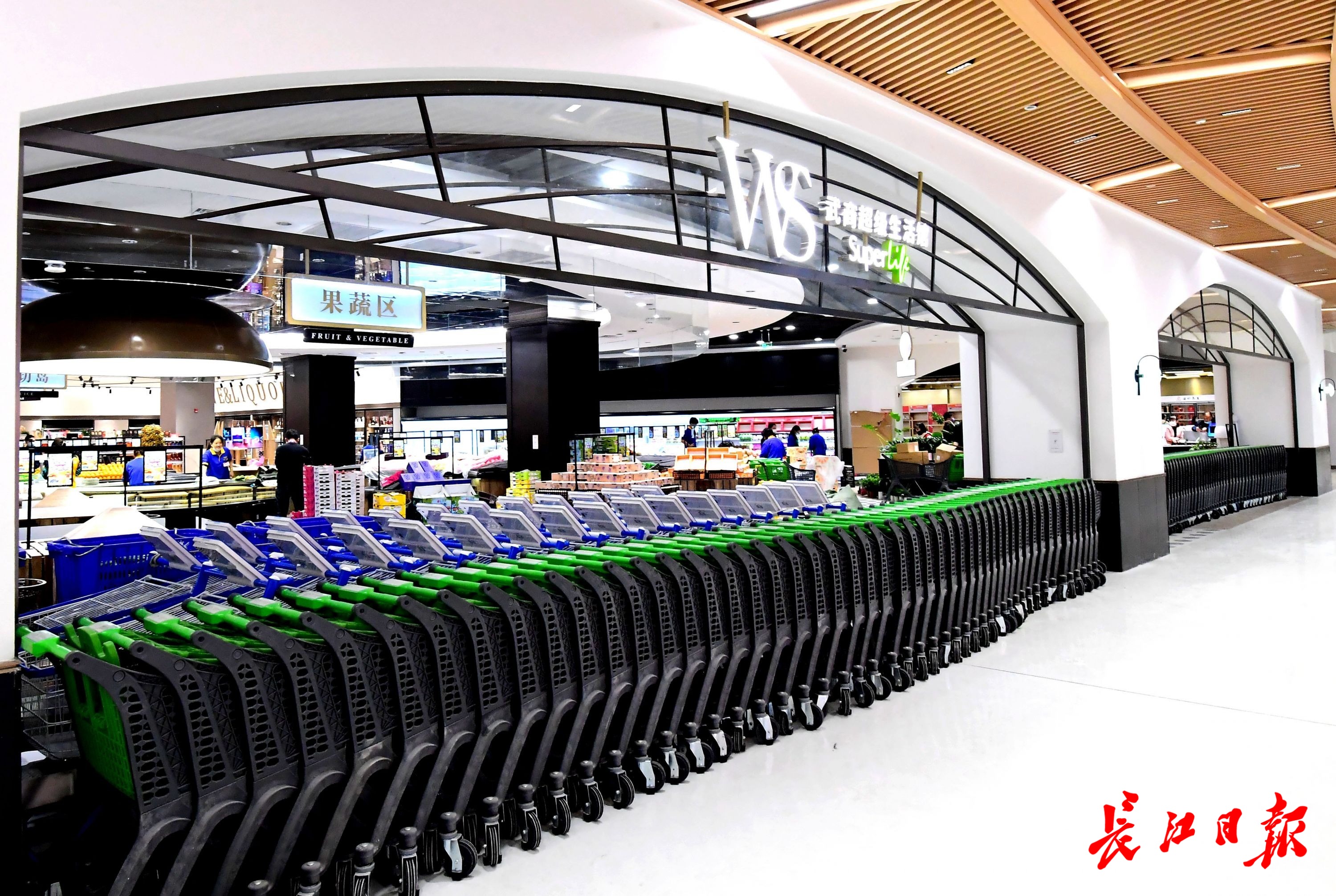 记者提前探店的视频,最大的购物中心武商梦时代