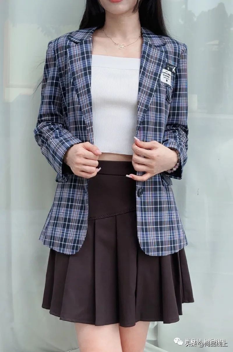 【阿依莲】秋装一口价49、79元任选，冬装一口价99、159、199任选