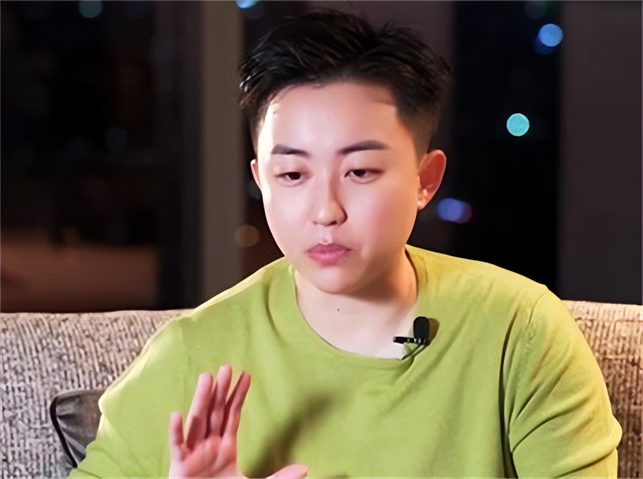 女子花50万生混血宝宝,女子花50万生混血孩子