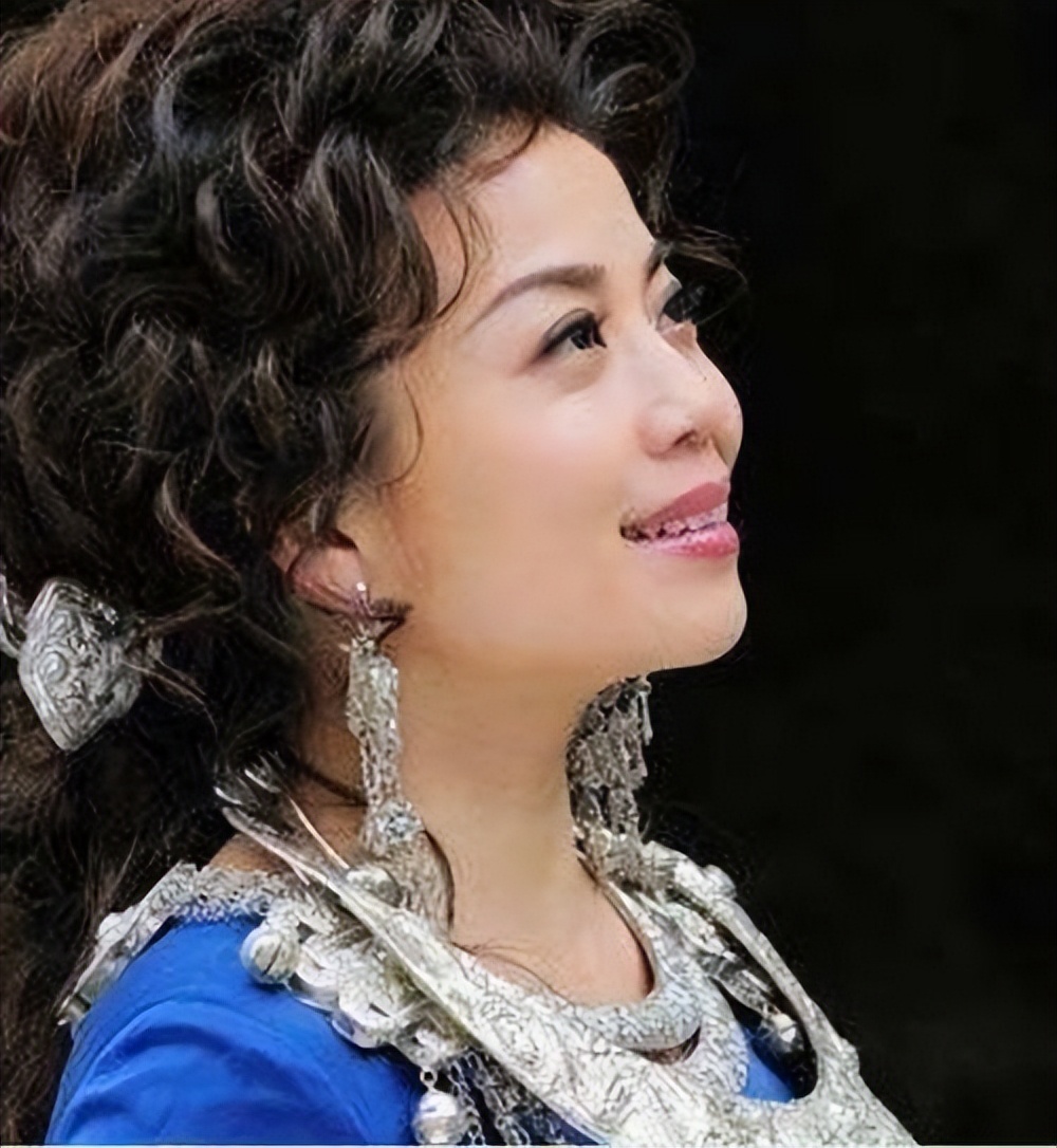 歌星张也吕继宏都是单身吗,歌唱家张也现实生活照片