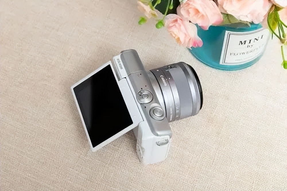 佳能入门级单反相机2000元左右,入门相机选哪款好