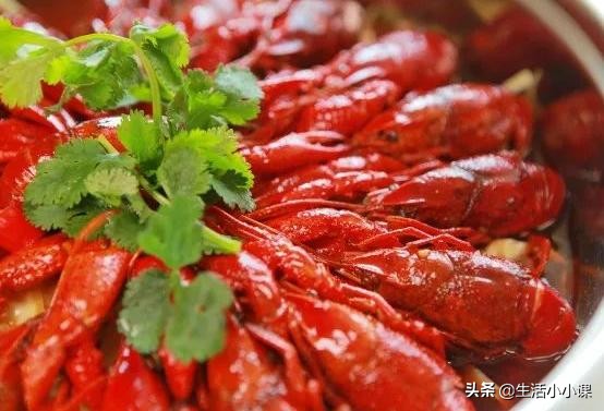 吃完小龙虾长了一身红疙瘩,吃完小龙虾脸上长包