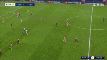 足坛小妖门将,足坛小妖右边锋