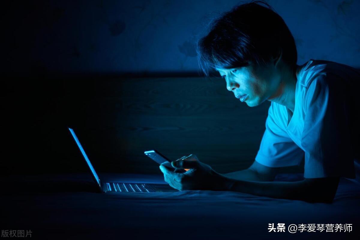 这些常见的伤眼习惯，看你占了几个，屏幕*党**该如何护眼？