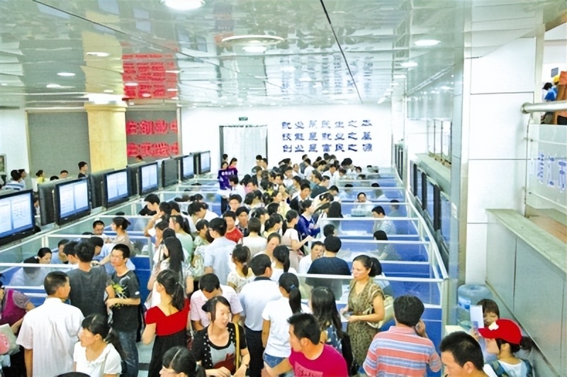 最牛专科生曹晓洁后续,中国第一专科生曹晓洁