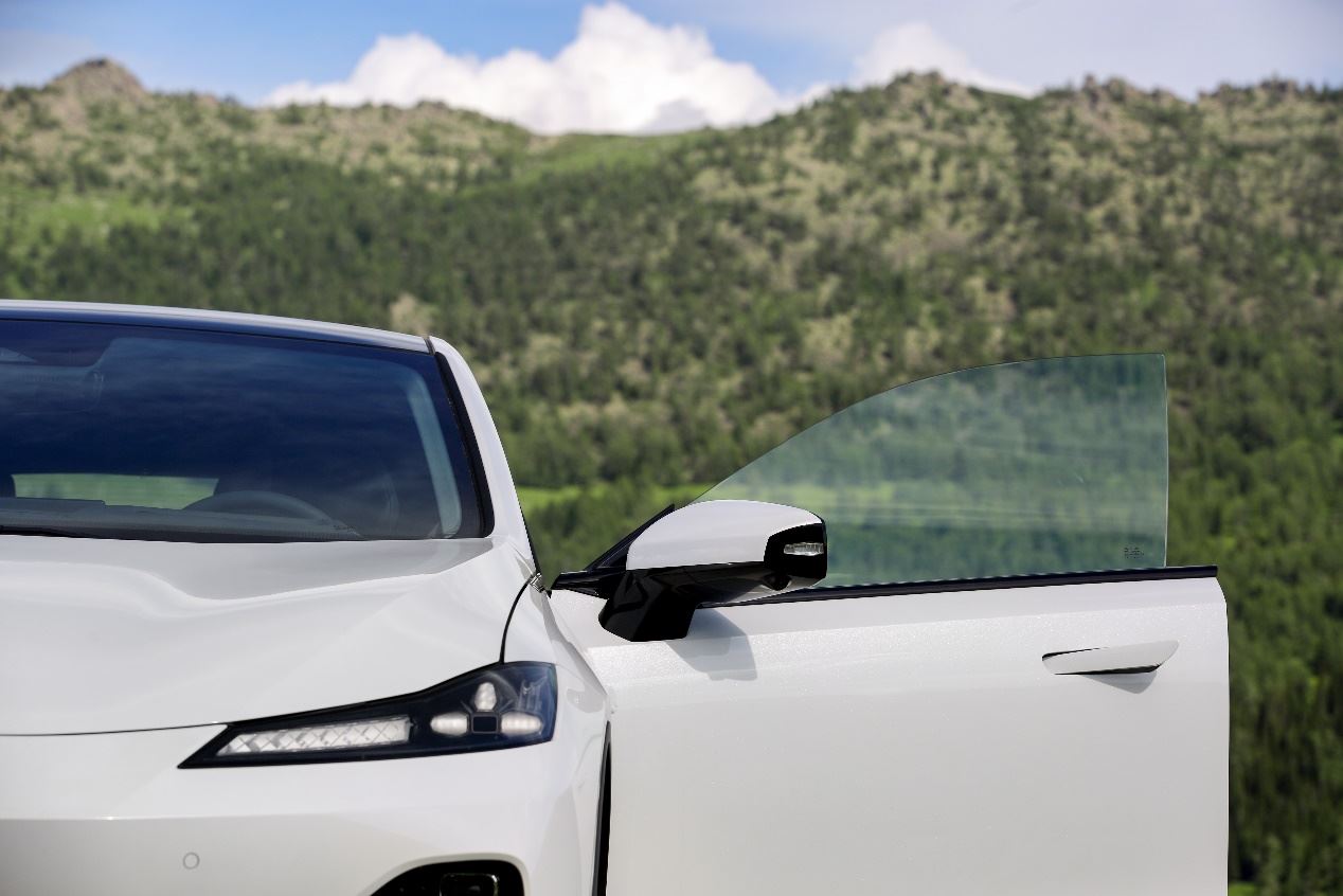 开完朋友的SL03增程版，我放弃了所有的合资燃油中型车