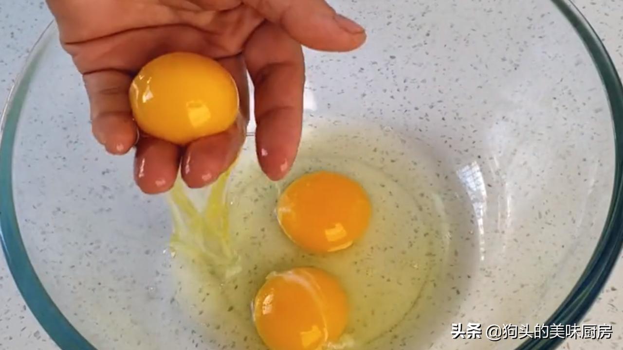 在家做不用打蛋器全手工生日蛋糕,做生日蛋糕不用火不用电不用鸡蛋