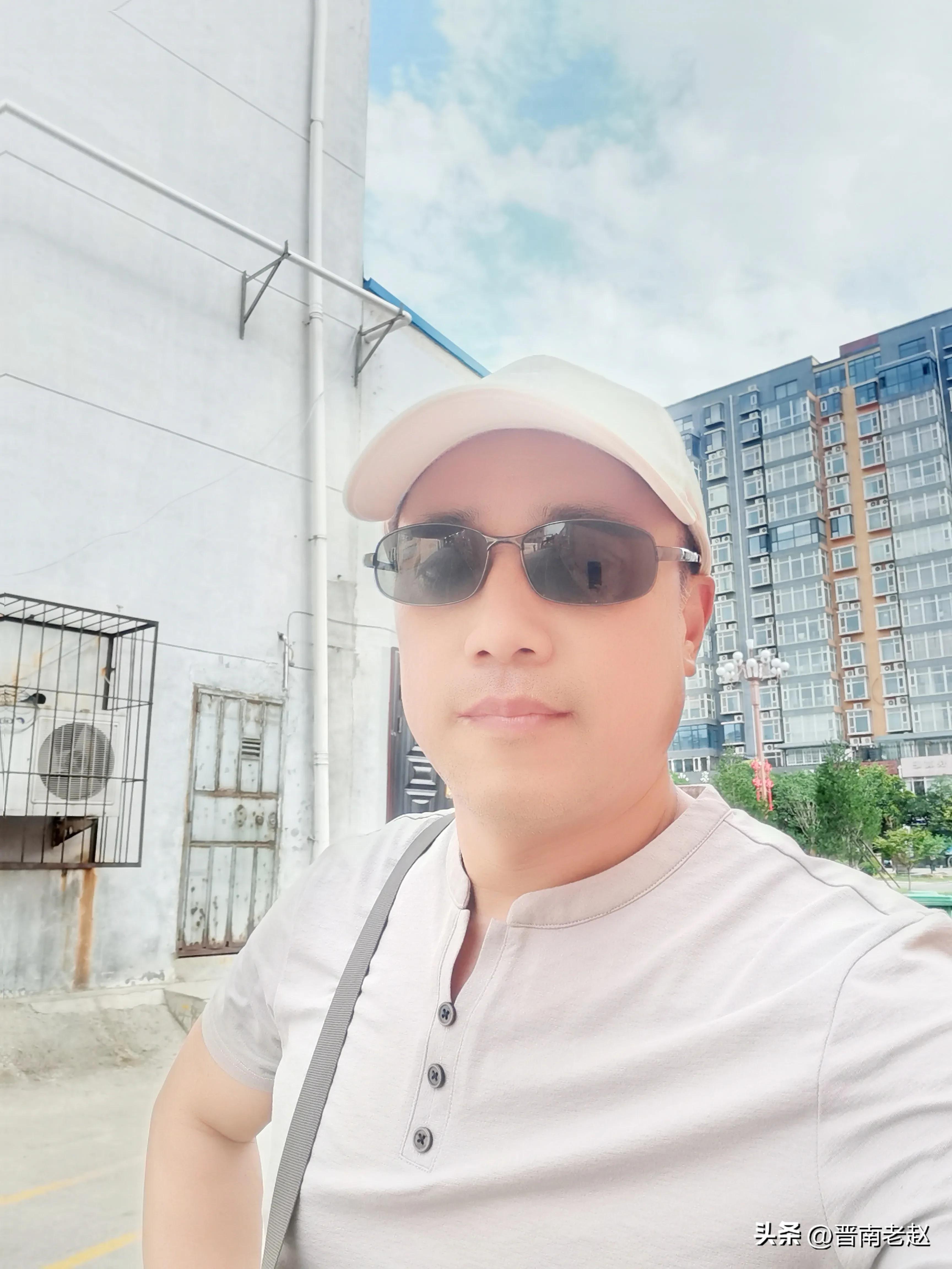 我，七零后，年过五十，信心十足开启人生后半程，仰望星空与未来