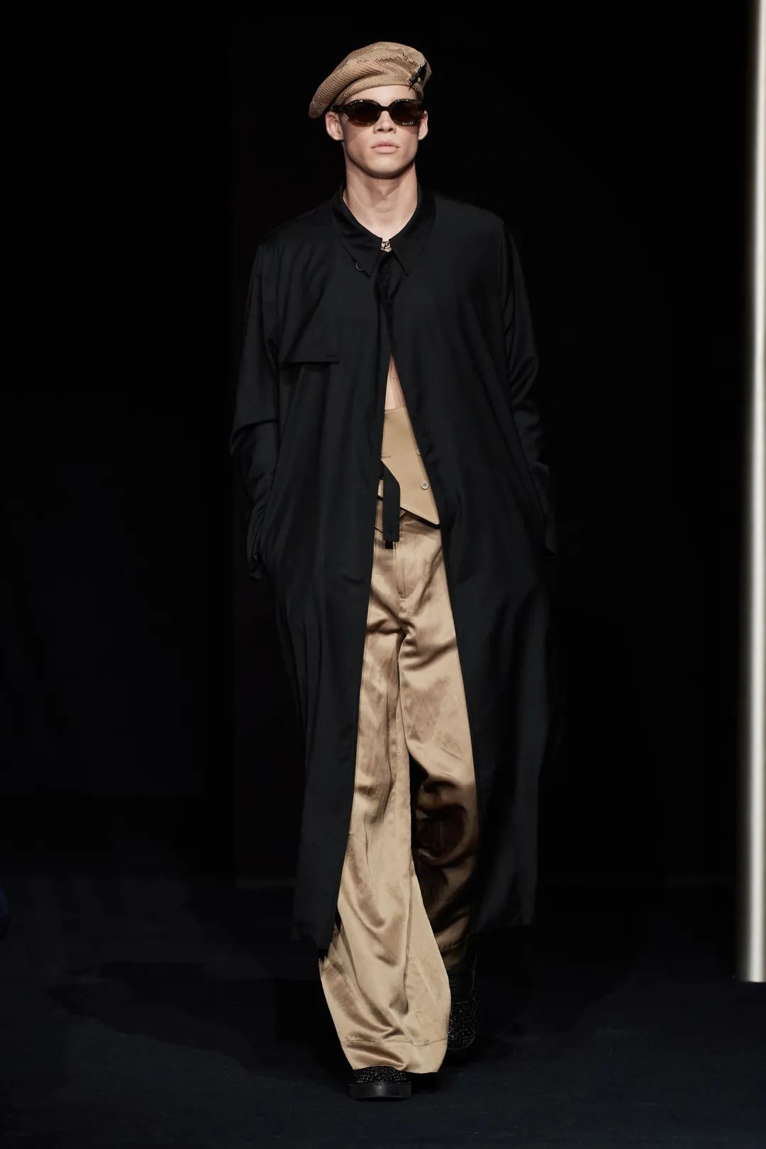 阿玛尼2024米兰春夏时装秀,2024米兰春夏时装周时间表